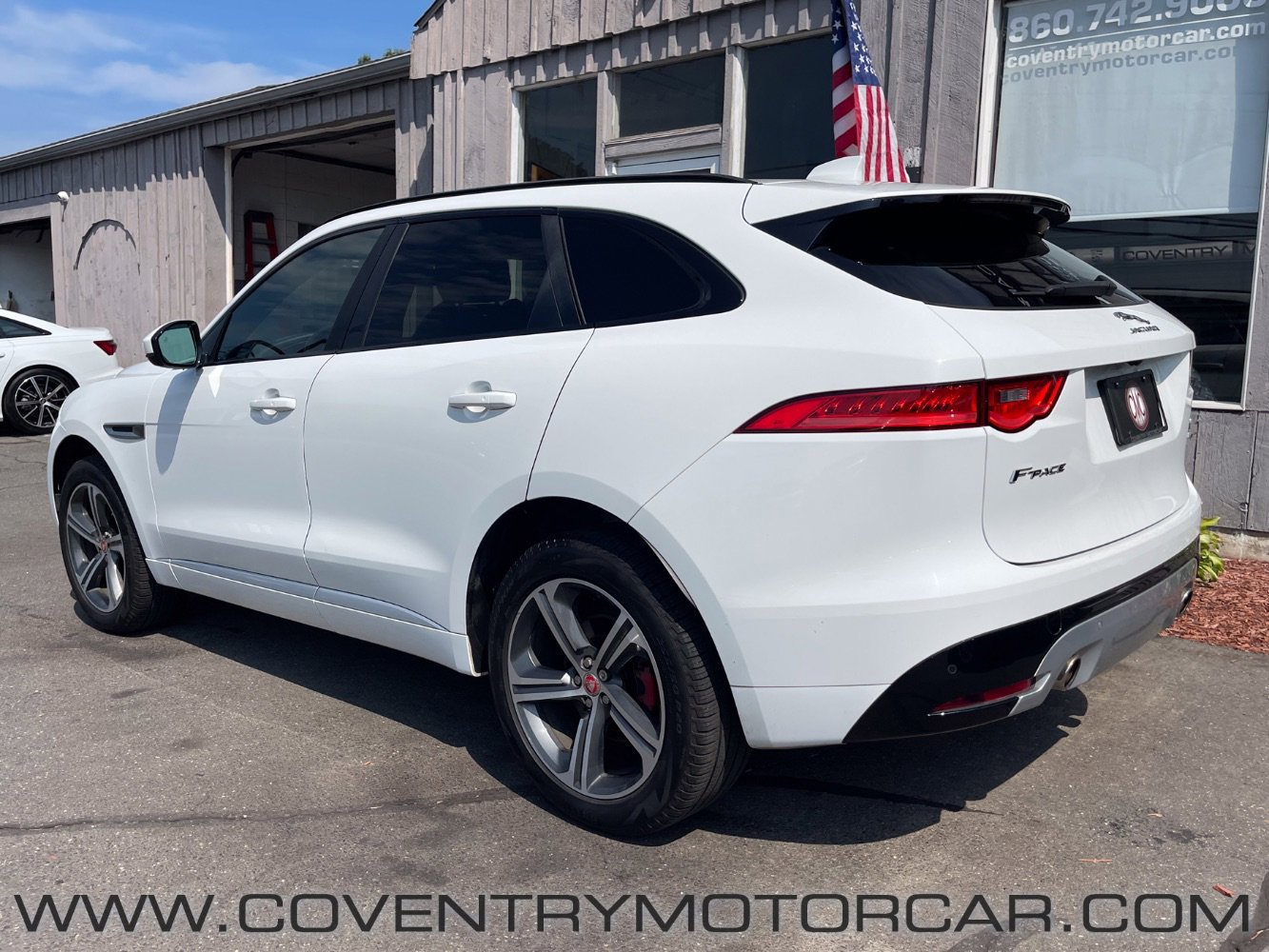 Used 2019 Jaguar F-PACE S image 7