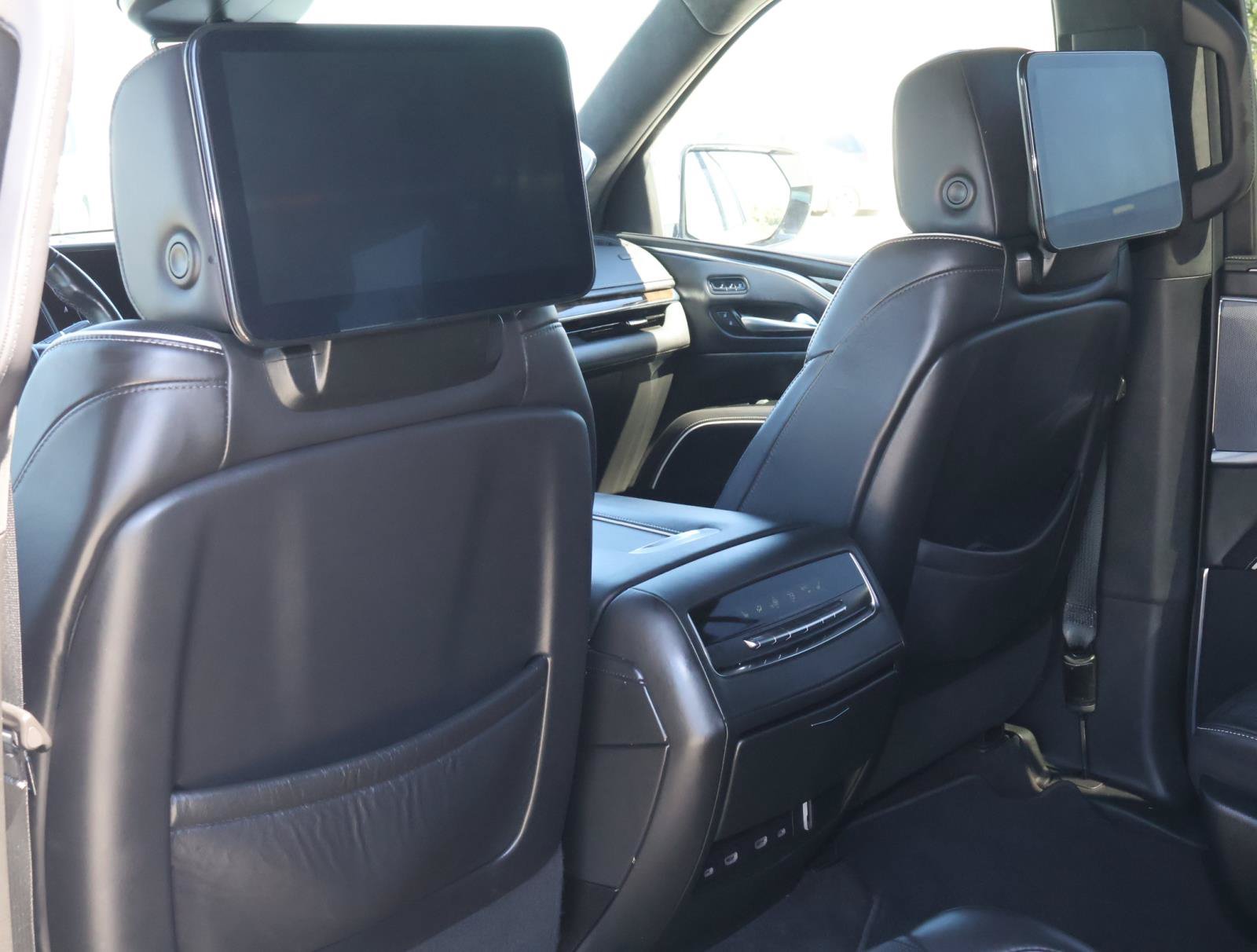 Certified 2023 Cadillac Escalade Sport Platinum w/ LPO, ONYX Package AWD/4WD image 19