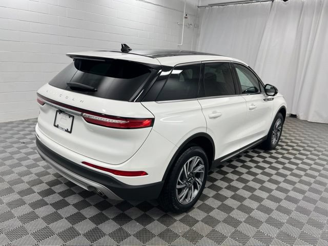 Used 2023 Lincoln Corsair AWD w/ Equipment Group 101A image 5