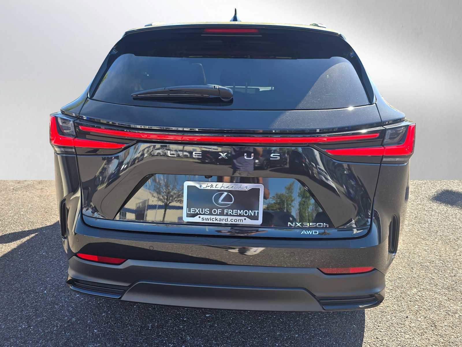 Used 2024 Lexus NX 350h AWD w/ Vision Package image 4