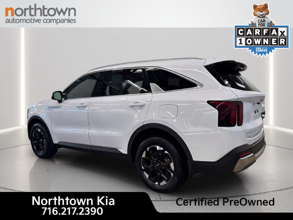 Certified 2025 Kia Sorento S AWD/4WD image 3
