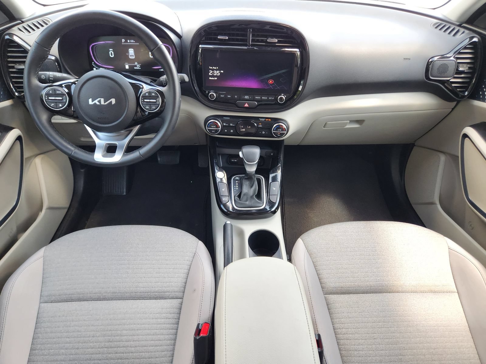 Used 2025 Kia Soul EX FWD image 29