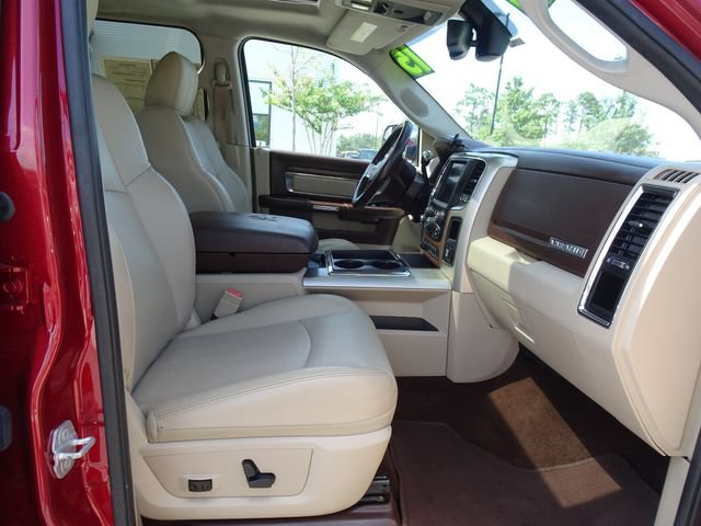 Used 2015 RAM 2500 Laramie w/ Convenience Group AWD/4WD image 16
