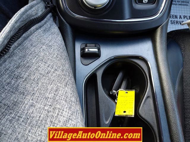 Used 2015 Chrysler 200 S w/ Navigation & Sound Group I image 44