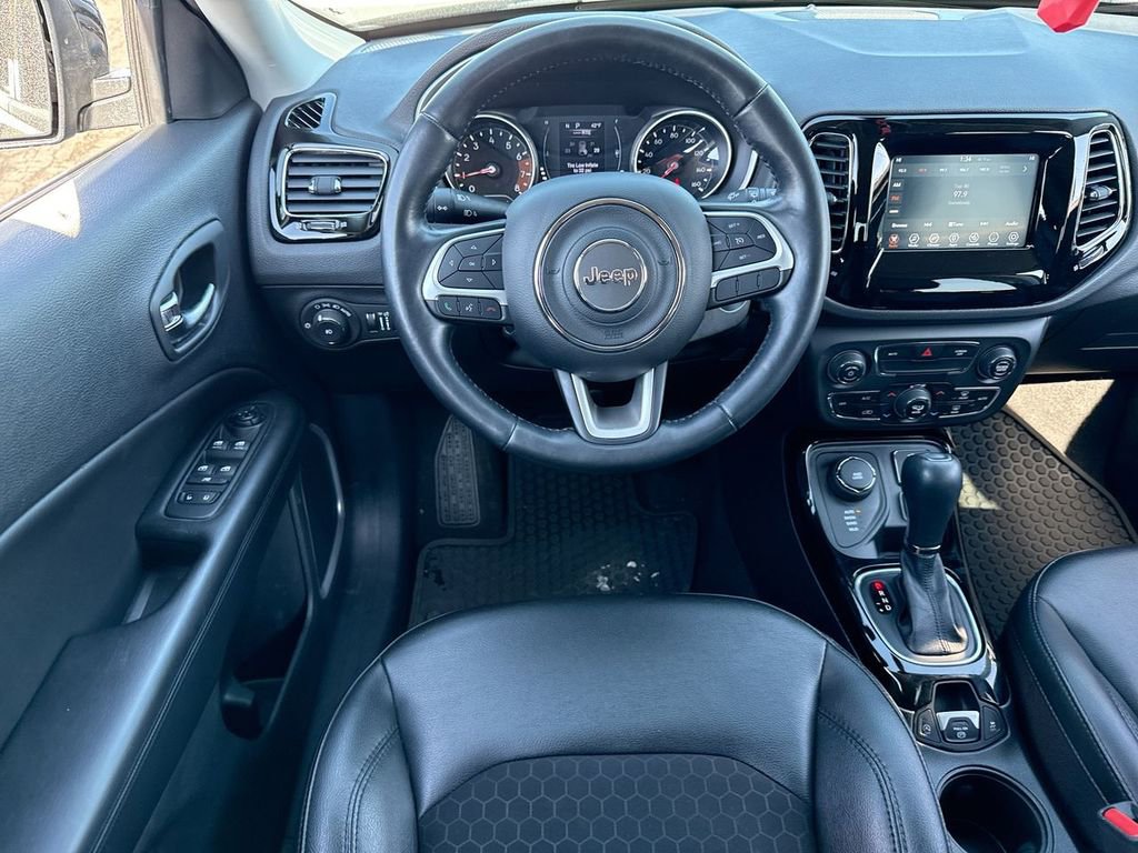 Used 2020 Jeep Compass Latitude image 14