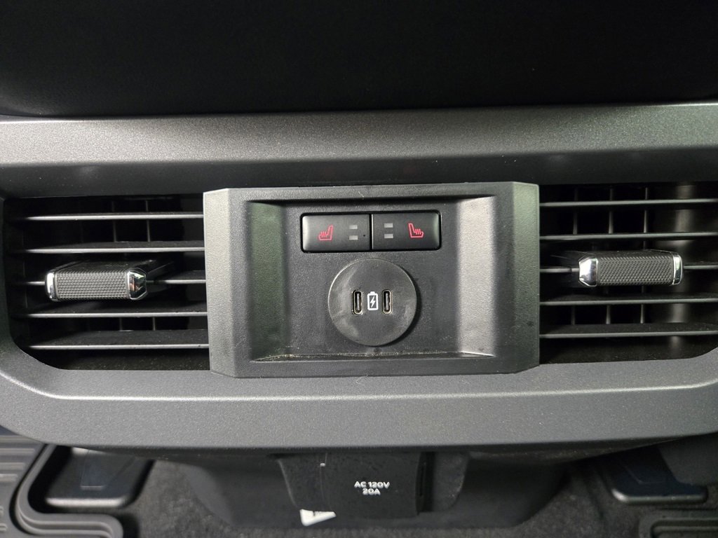 New 2025 Ford F250 Lariat w/ Lariat Ultimate Package image 26