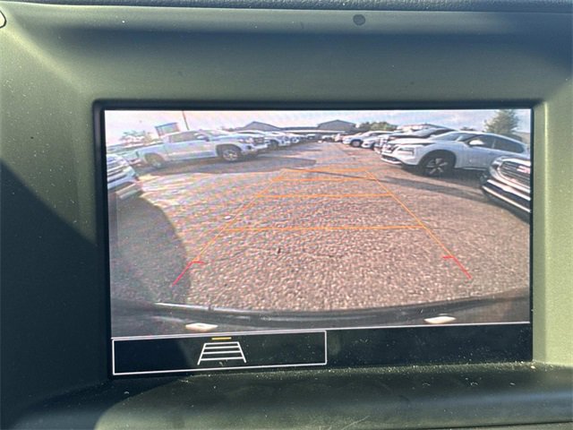 Used 2024 GMC Terrain SLE w/ Elevation Edition image 31