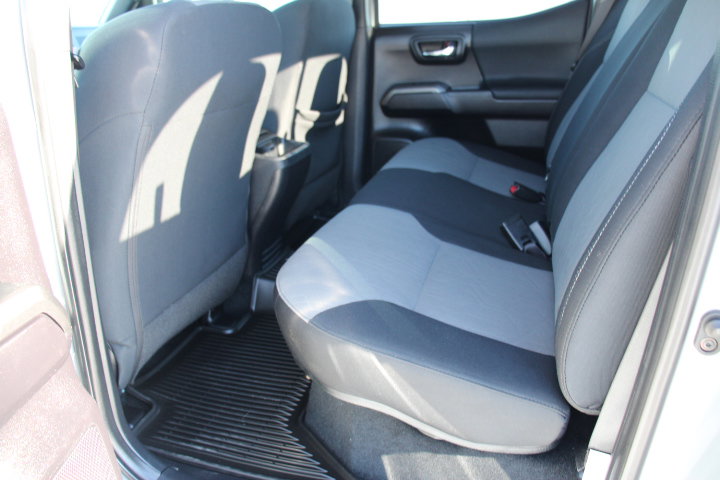 Used 2020 Toyota Tacoma TRD Off-Road image 16