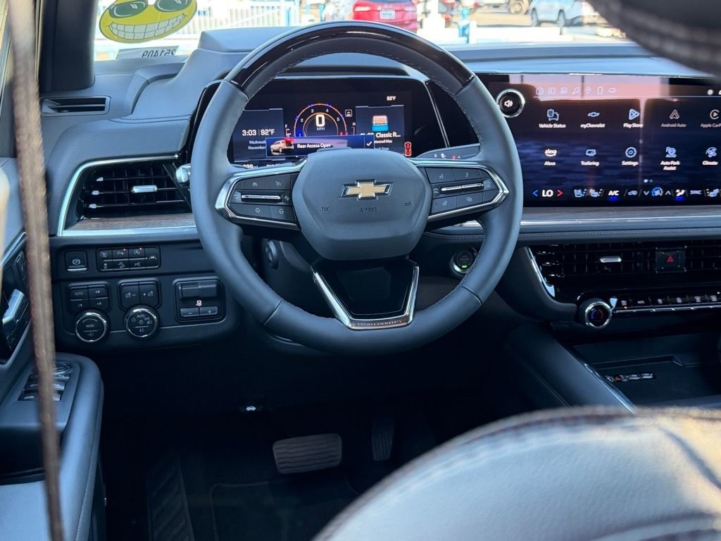 New 2025 Chevrolet Suburban High Country image 8