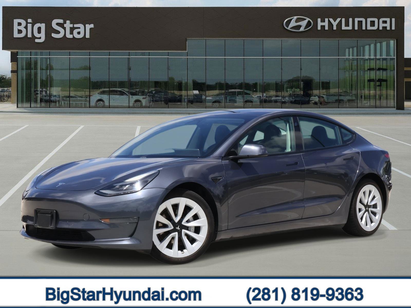 Used 2021 Tesla Model 3 Standard Range Plus RWD image 1