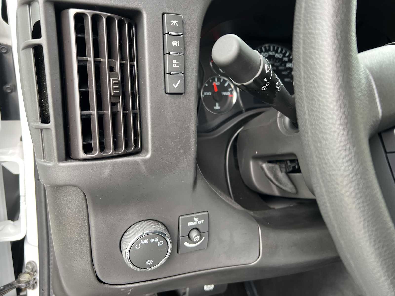 New 2025 GMC Savana 3500 w/ Power Convenience Package RWD image 27