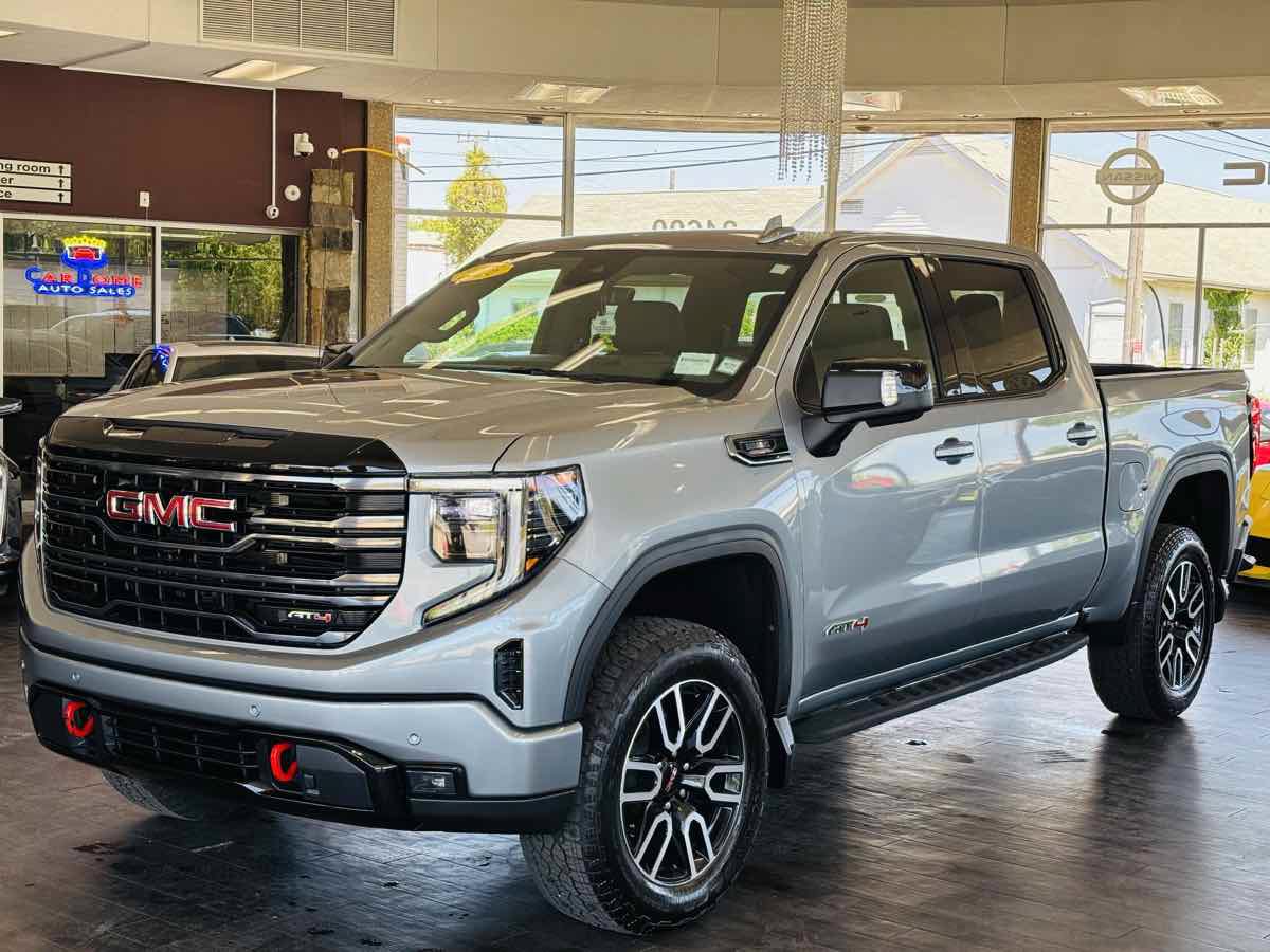 Used 2026 GMC Sierra 1500 AT4 w/ Technology Package AWD/4WD image 17