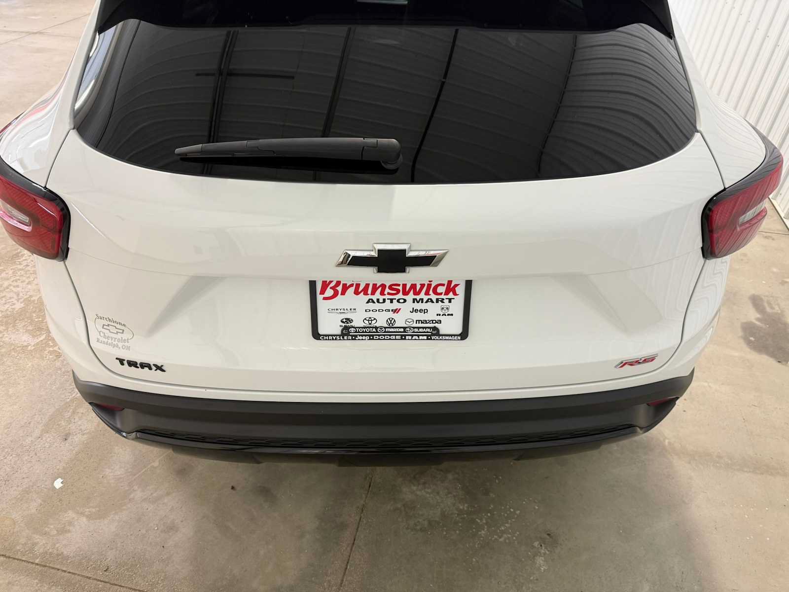 Used 2024 Chevrolet Trax RS FWD image 16