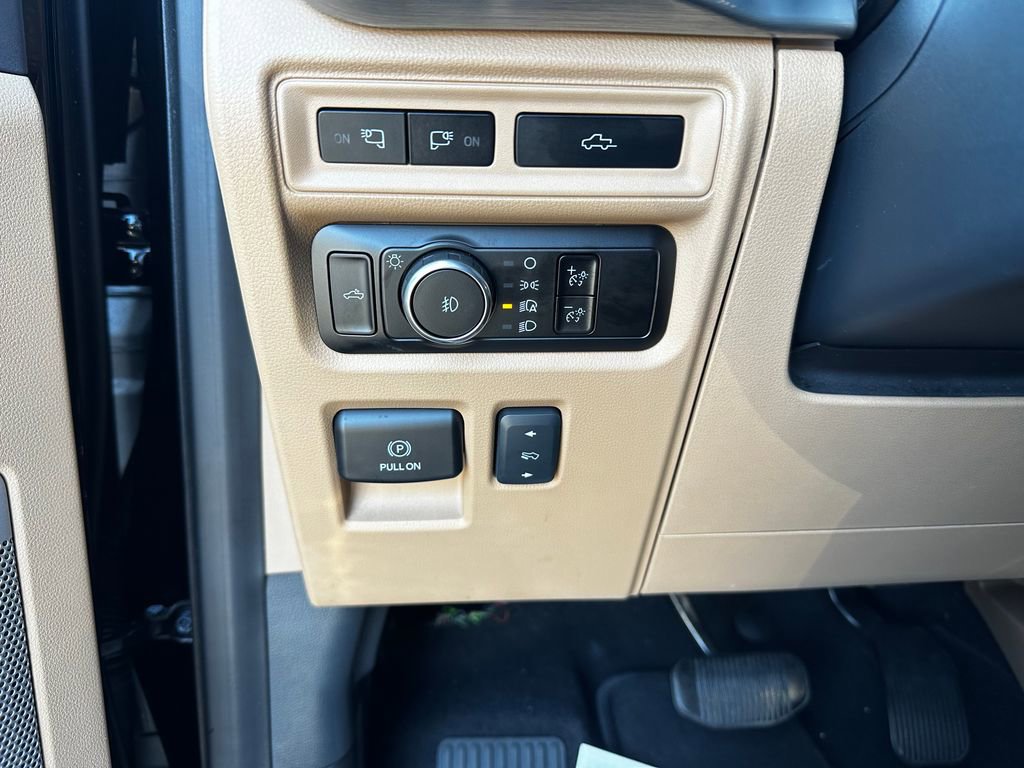 Used 2023 Ford F150 Lariat w/ Equipment Group 502A High image 50