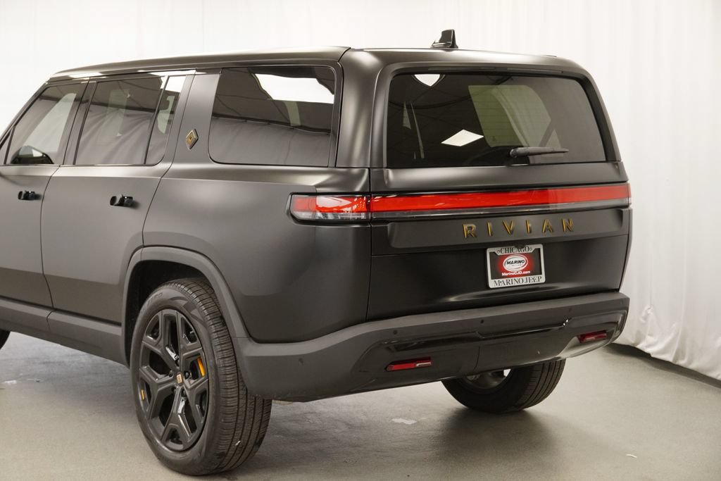 Used 2023 Rivian R1S Launch Edition AWD/4WD image 13
