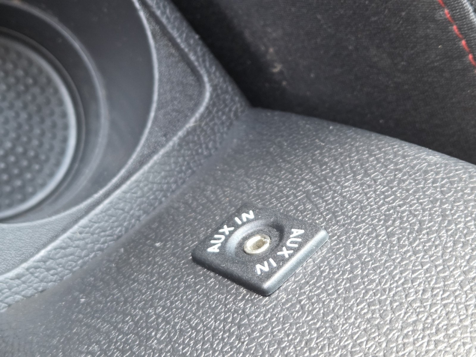 Used 2011 Volkswagen GTI 2-Door FWD image 30