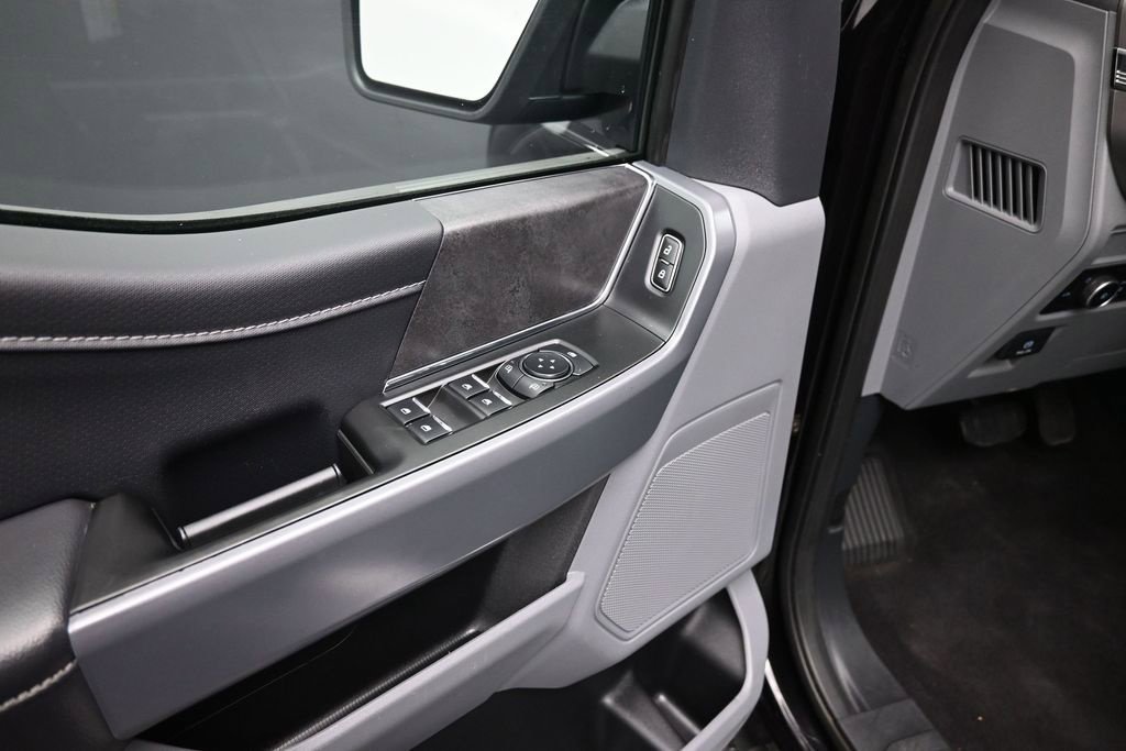 Used 2025 Ford F150 XLT w/ Equipment Group 301A Standard RWD image 15