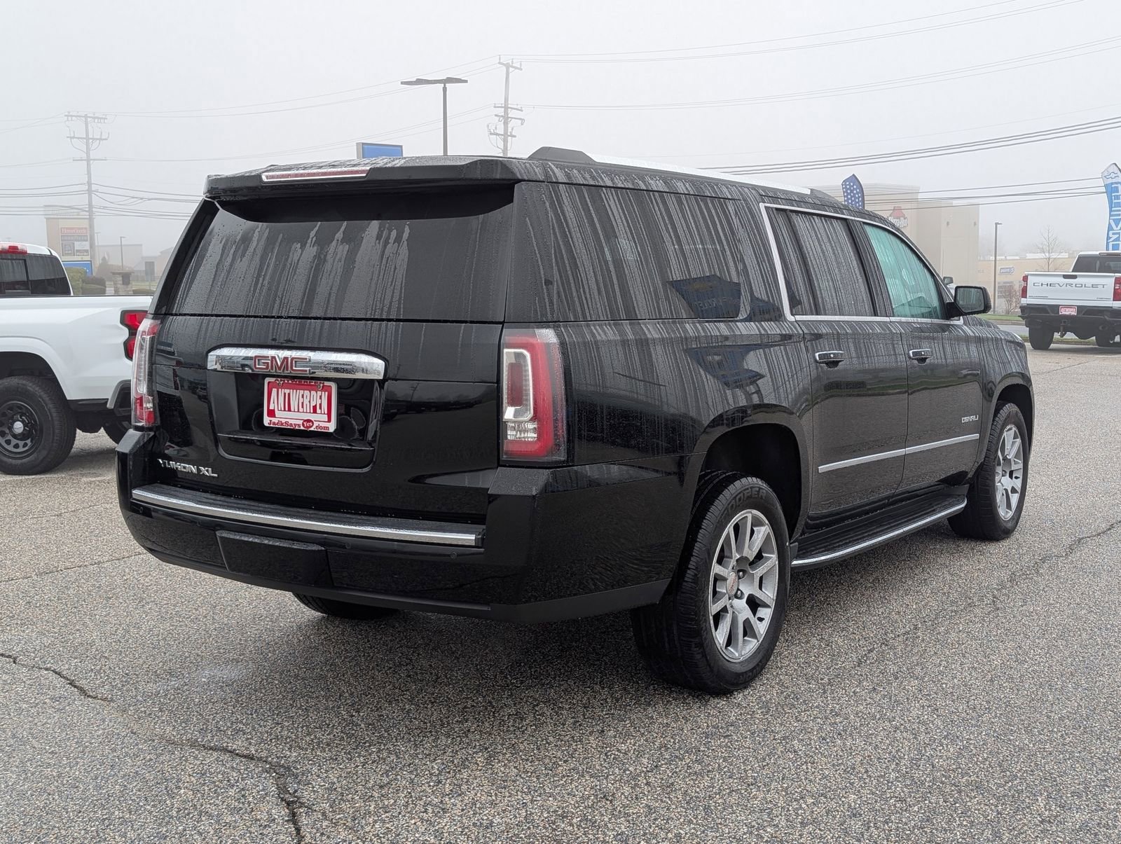 Used 2020 GMC Yukon XL Denali image 3