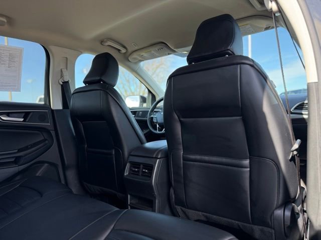 Used 2024 Ford Edge SEL w/ Convenience Package image 14