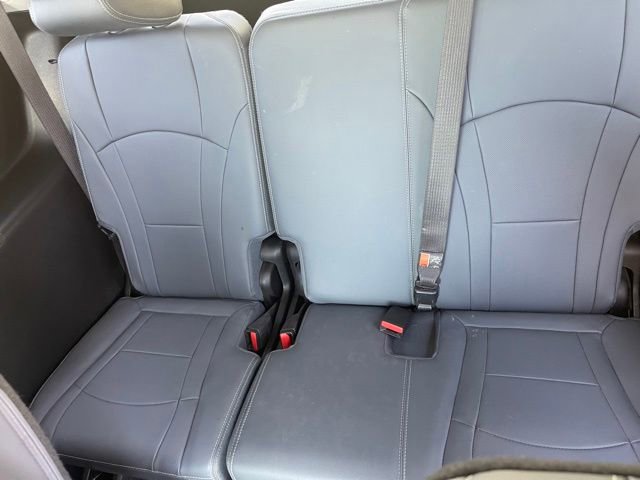 Used 2021 Buick Enclave Essence FWD image 14