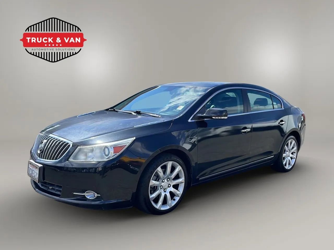 Used 2013 Buick LaCrosse Touring FWD image 1