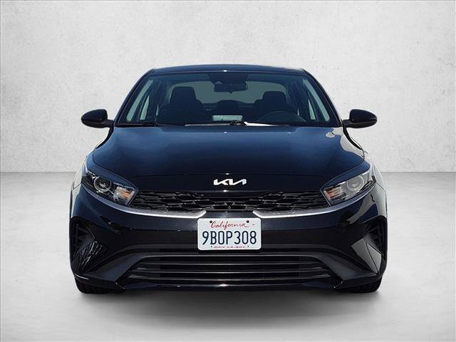 Used 2022 Kia Forte LXS FWD image 2