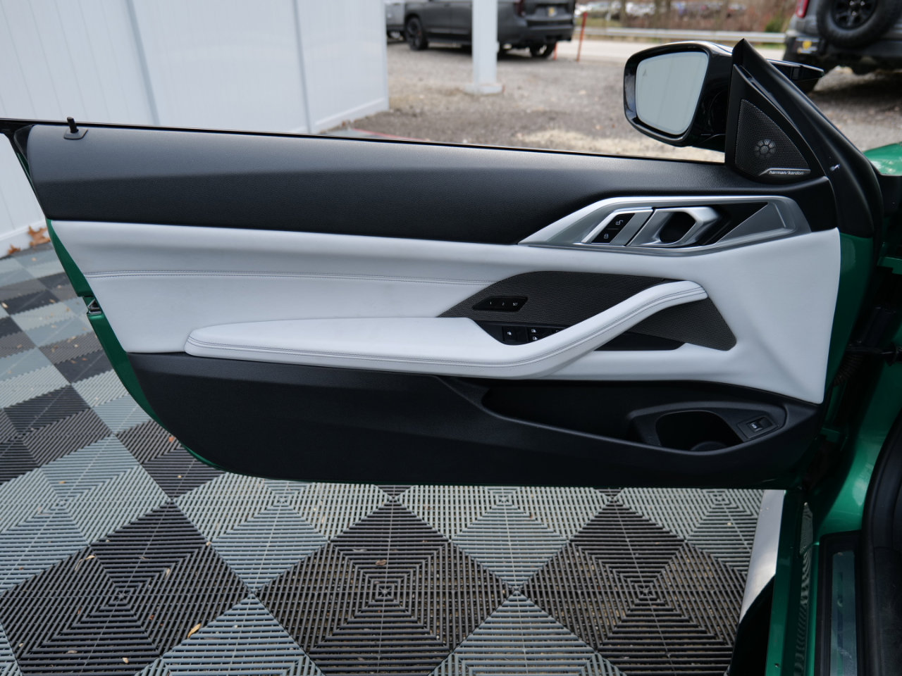 Used 2022 BMW M4 xDrive Competition image 12