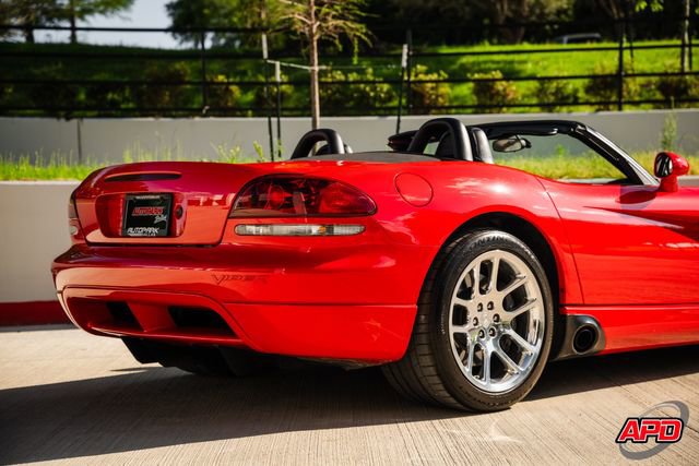 Used 2003 Dodge Viper SRT-10 RWD image 51
