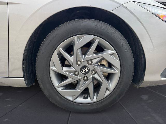 Used 2024 Hyundai Elantra SEL FWD image 14