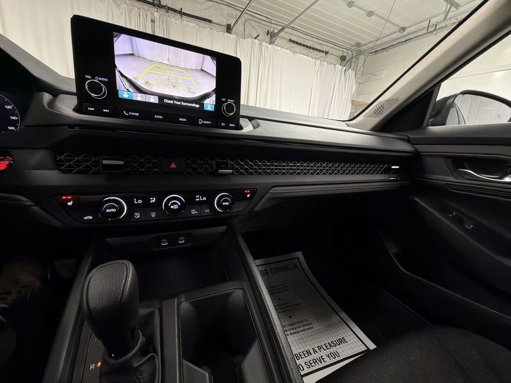 Used 2025 Honda Accord SE image 20