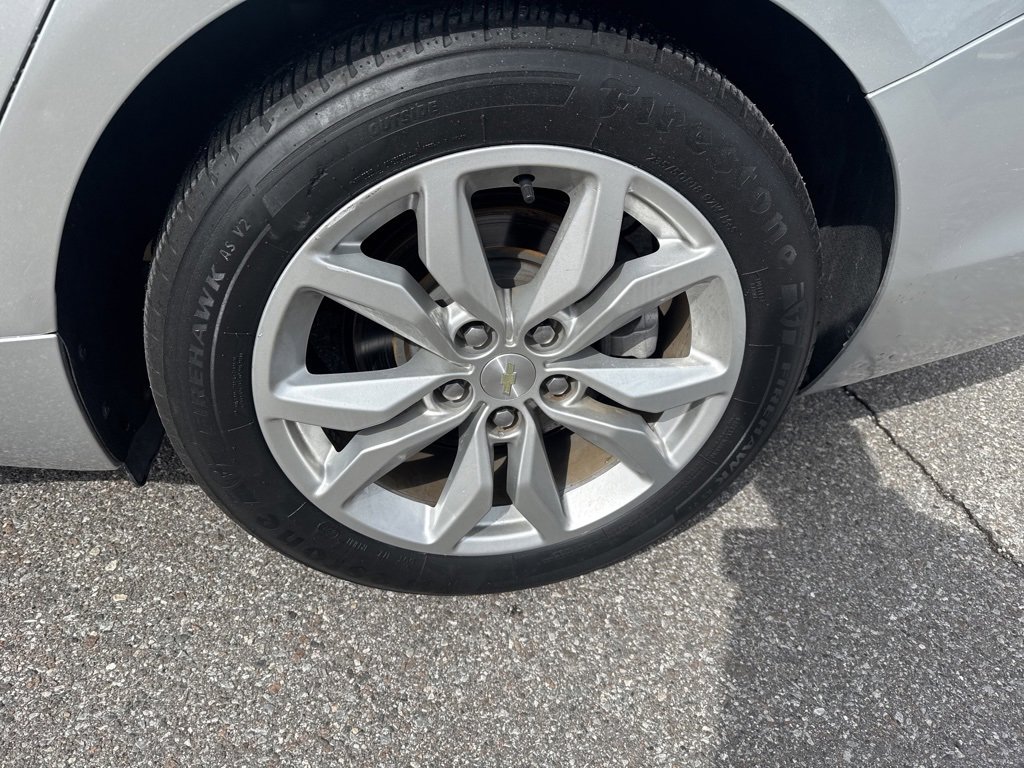 Used 2019 Chevrolet Impala LT w/ LT Leather Package image 13