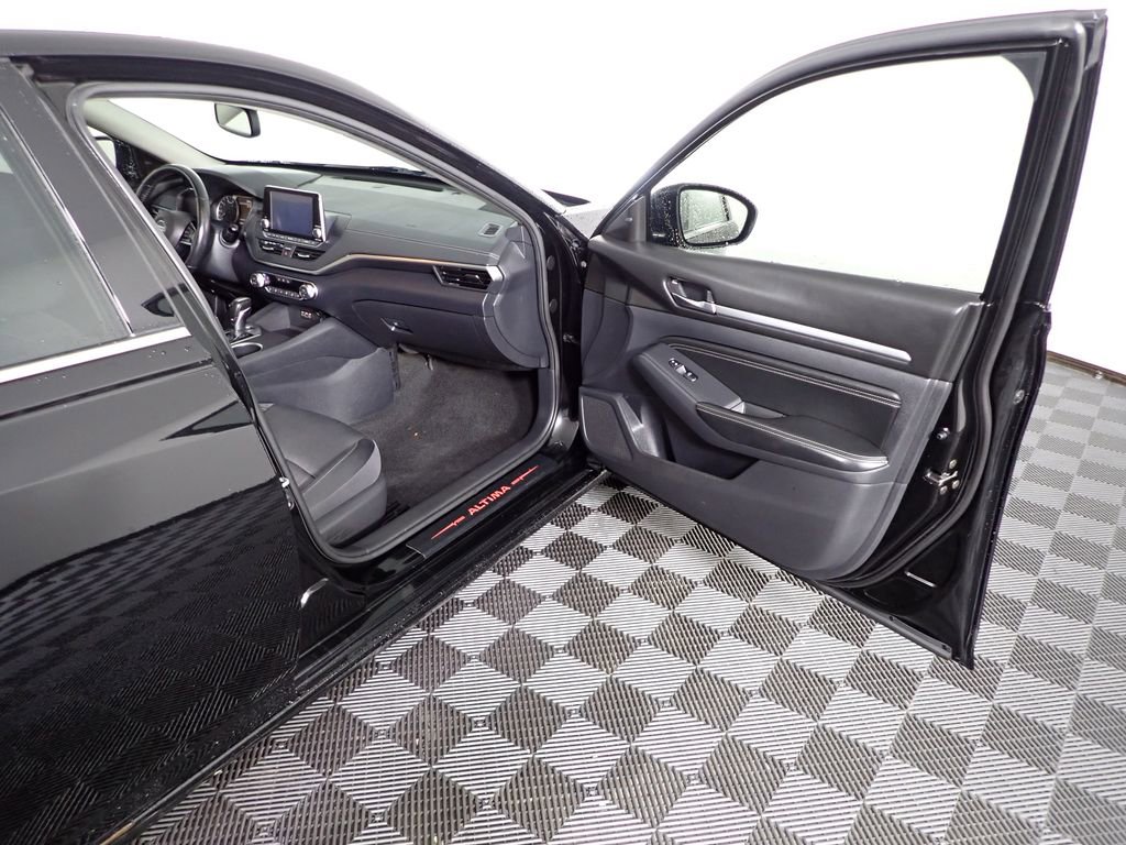Used 2019 Nissan Altima 2.5 SV image 32