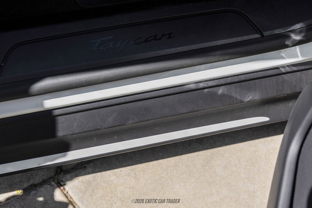 Used 2023 Porsche Taycan RWD image 25