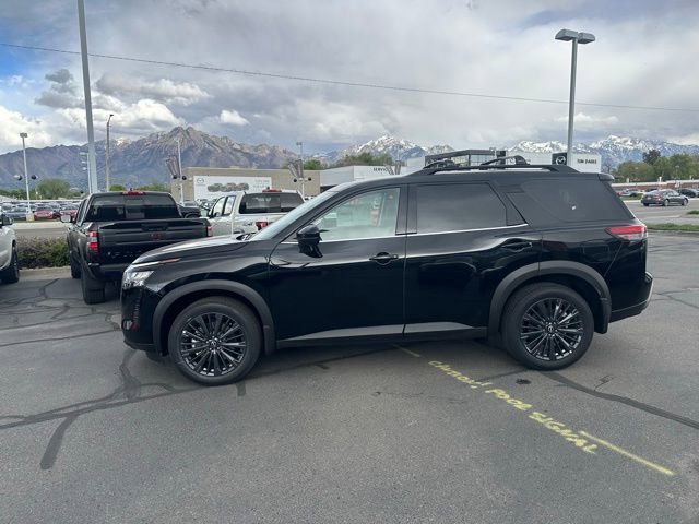 New 2026 Nissan Pathfinder SL w/ SL Premium Package AWD/4WD image 7