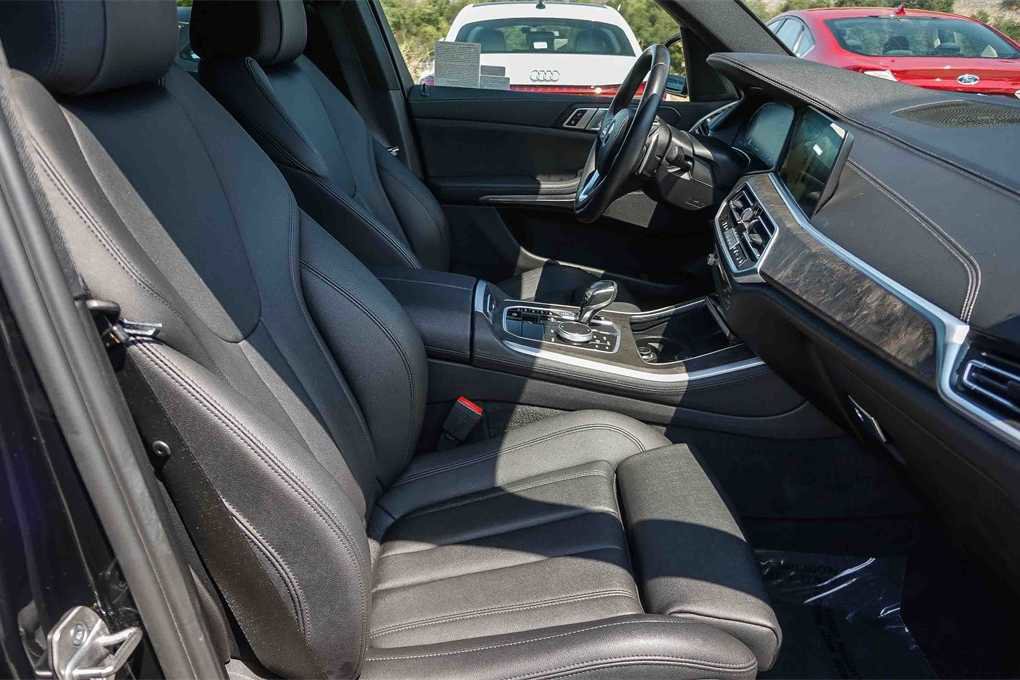 Used 2022 BMW X5 sDrive40i w/ Parking Assistance Package image 19