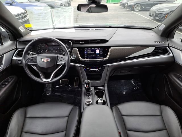 Used 2024 Cadillac XT6 Sport image 17