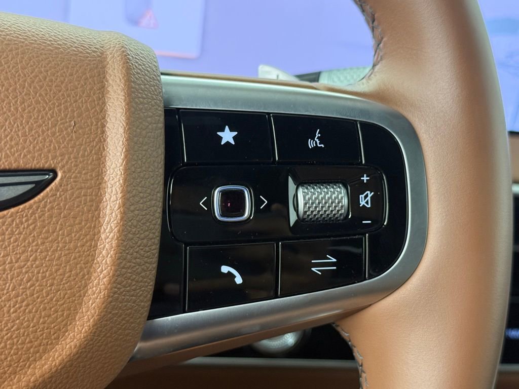 Used 2026 Genesis GV70 2.5T Advanced image 28