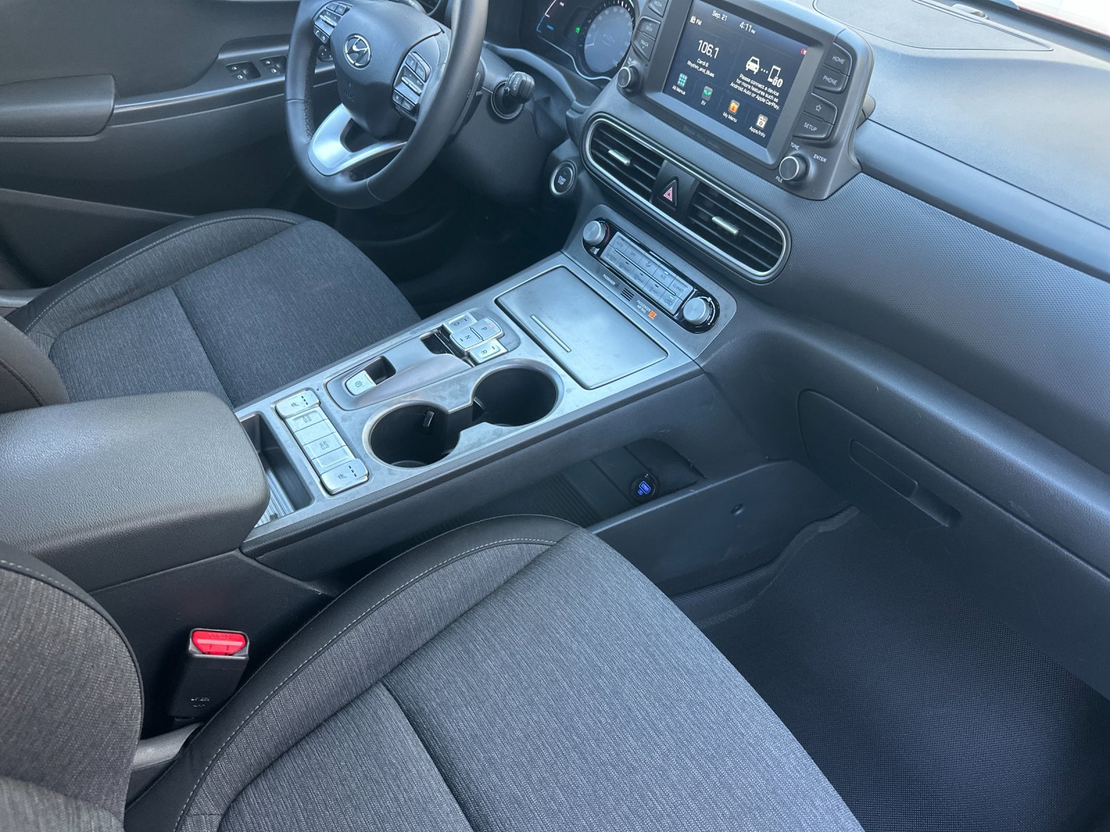 Used 2021 Hyundai Kona SEL w/ Cargo Package FWD image 16