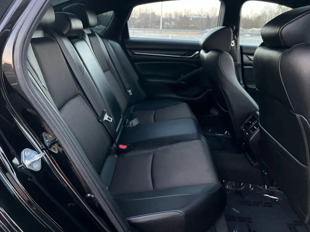 Used 2022 Honda Accord Sport image 17