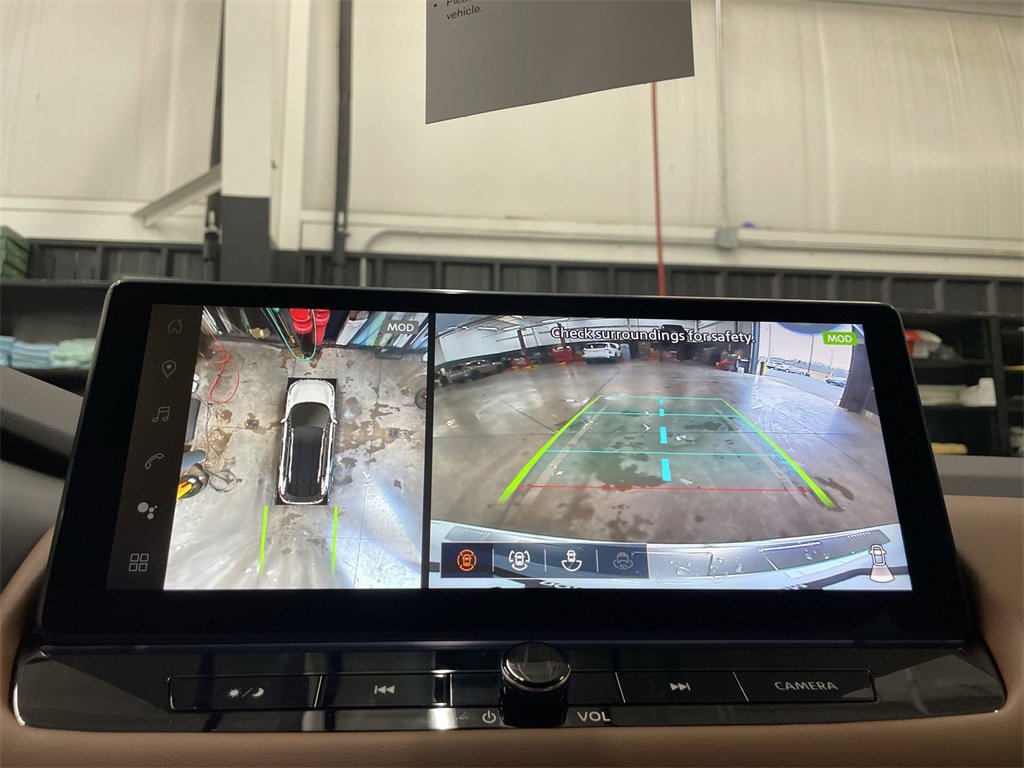 New 2026 Nissan Rogue Platinum image 17