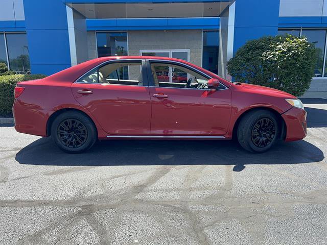 Used 2012 Toyota Camry LE FWD image 8