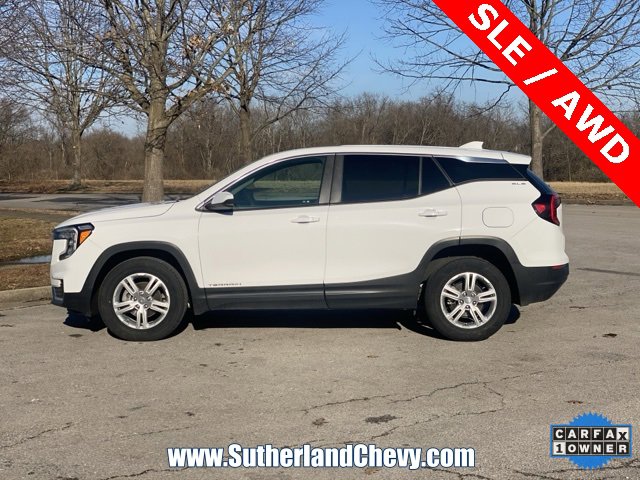 Used 2024 GMC Terrain SLE image 4