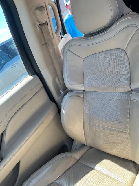 Used 2018 Lincoln Navigator L Reserve w/ Technology Package AWD/4WD image 22