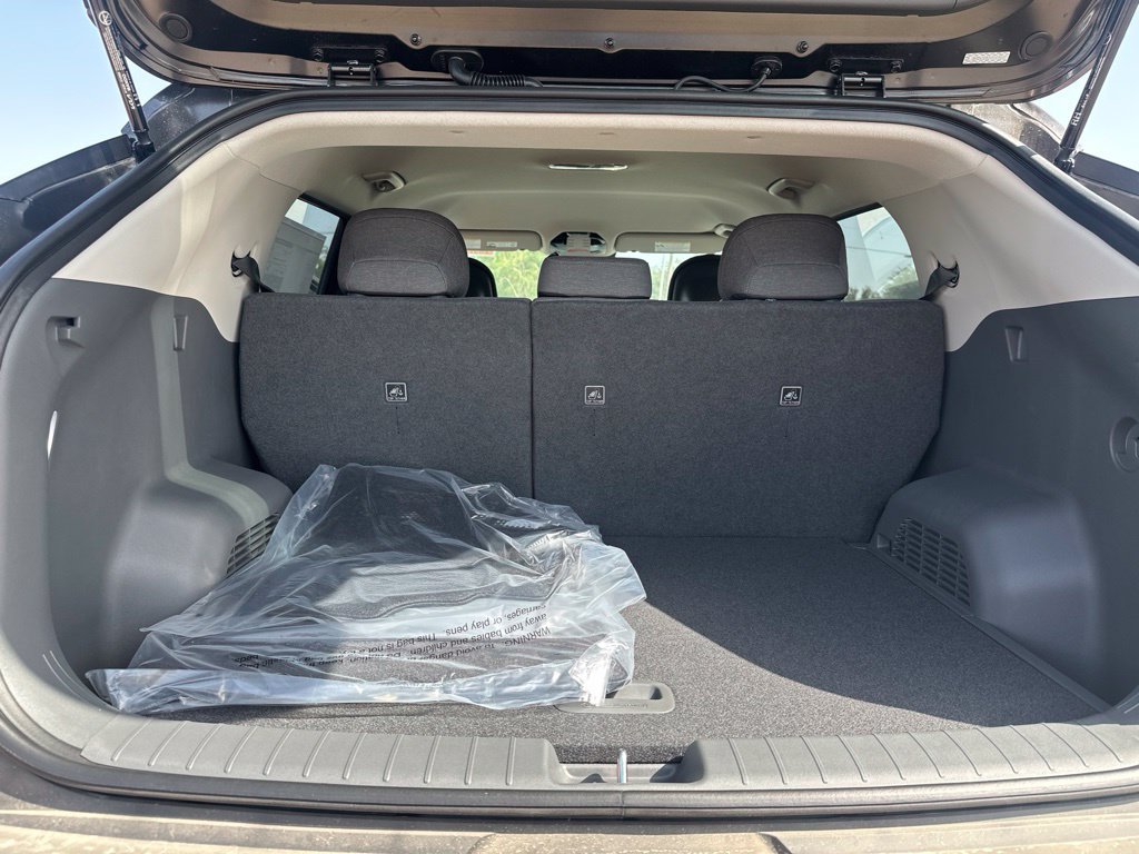 New 2027 Kia EV3 FWD image 5