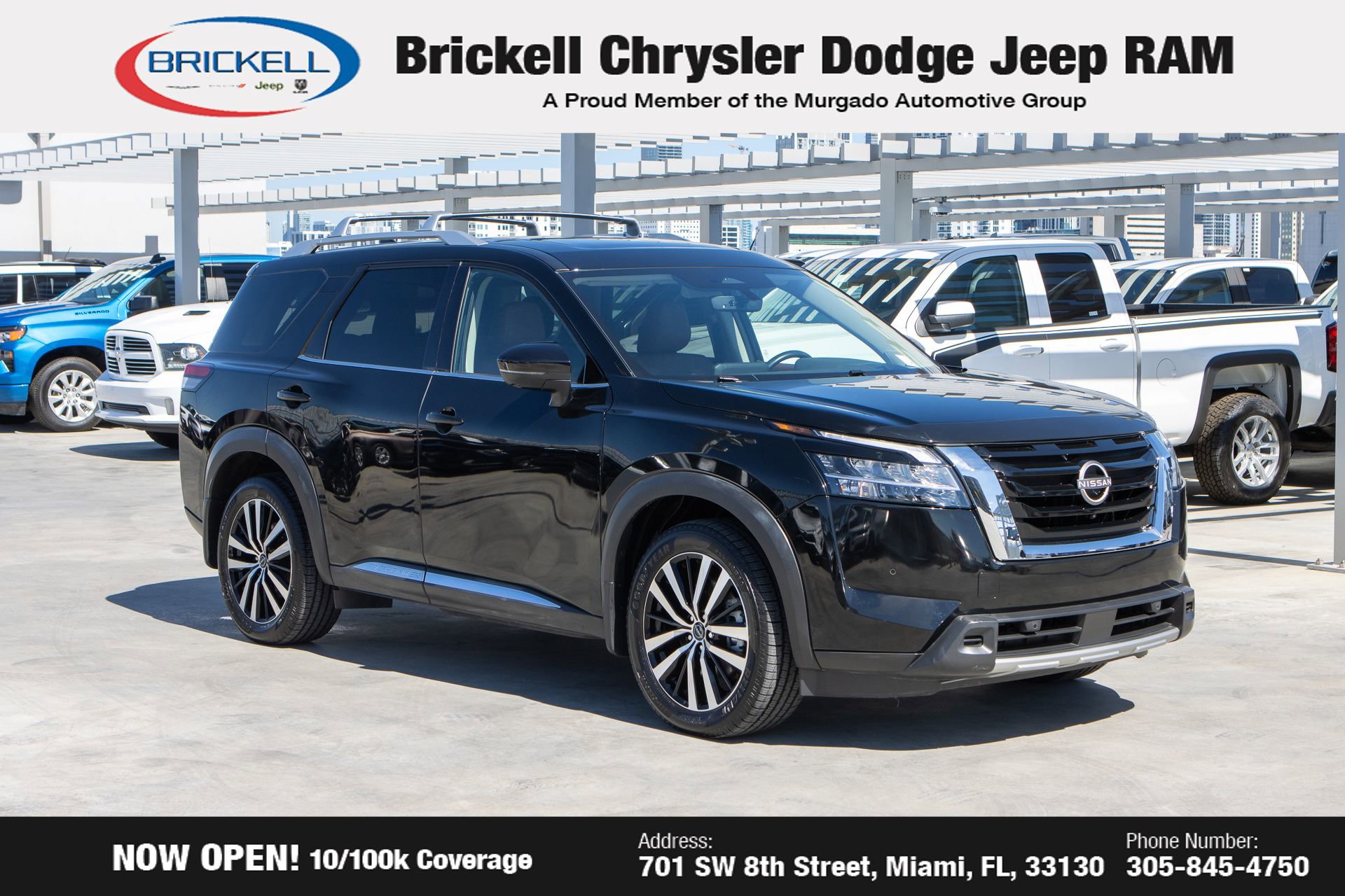 Used 2023 Nissan Pathfinder Platinum w/ Cargo Package image 3