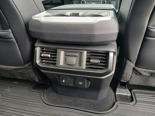 Used 2025 Ford F150 Raptor AWD/4WD image 25