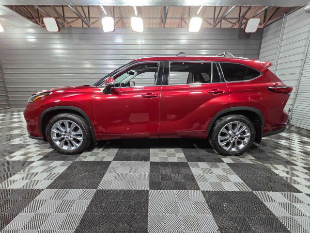 Used 2020 Toyota Highlander Limited image 8