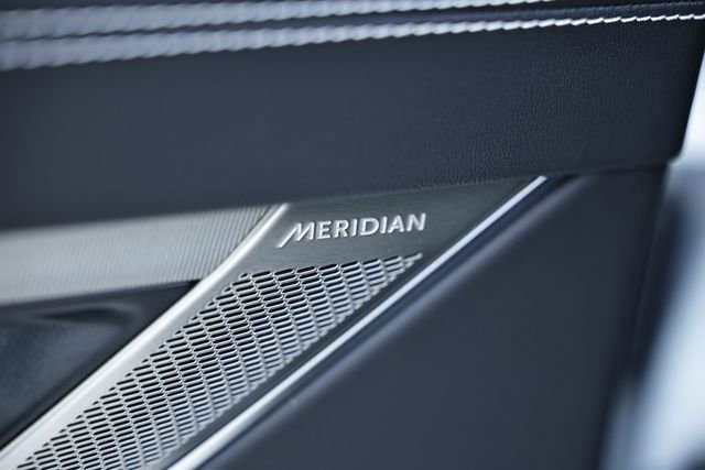 New 2024 Jaguar XF R-Dynamic SE AWD/4WD image 38