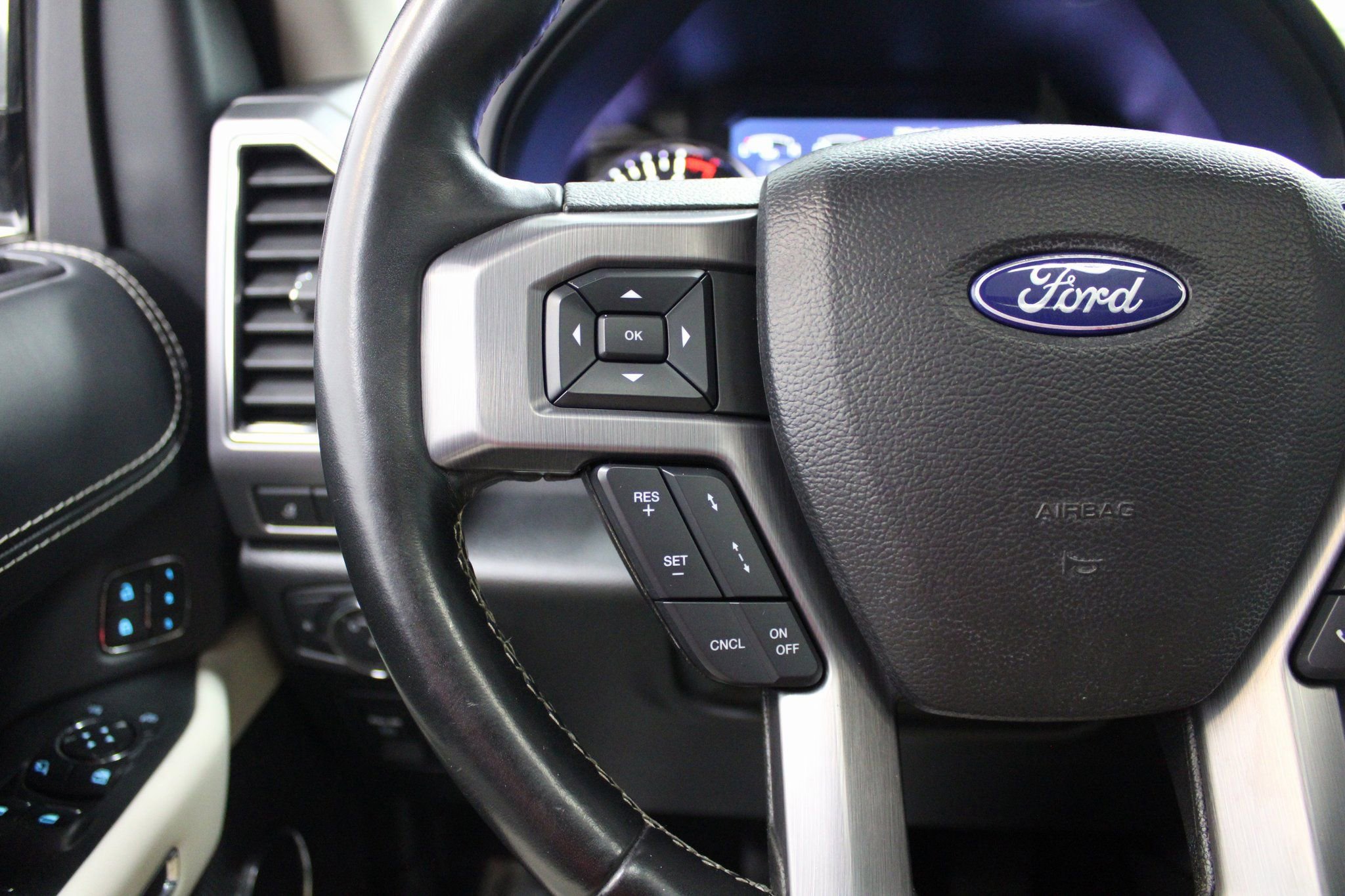 Used 2021 Ford Expedition Max Platinum image 41