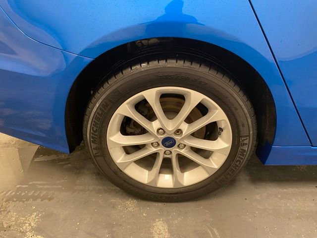 Used 2020 Ford Fusion SE image 31